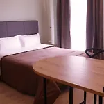 Manhattan & 3* Bari