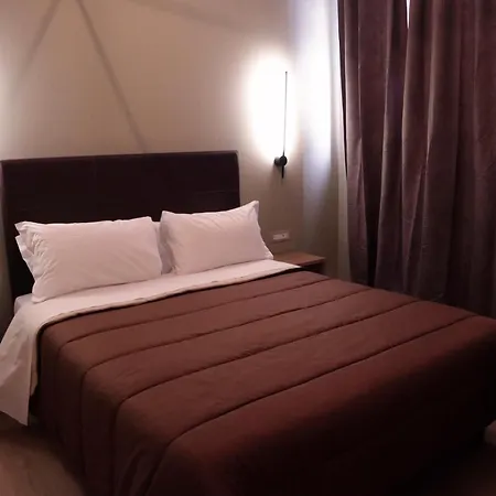 Manhattan & Casa de hóspedes Bari